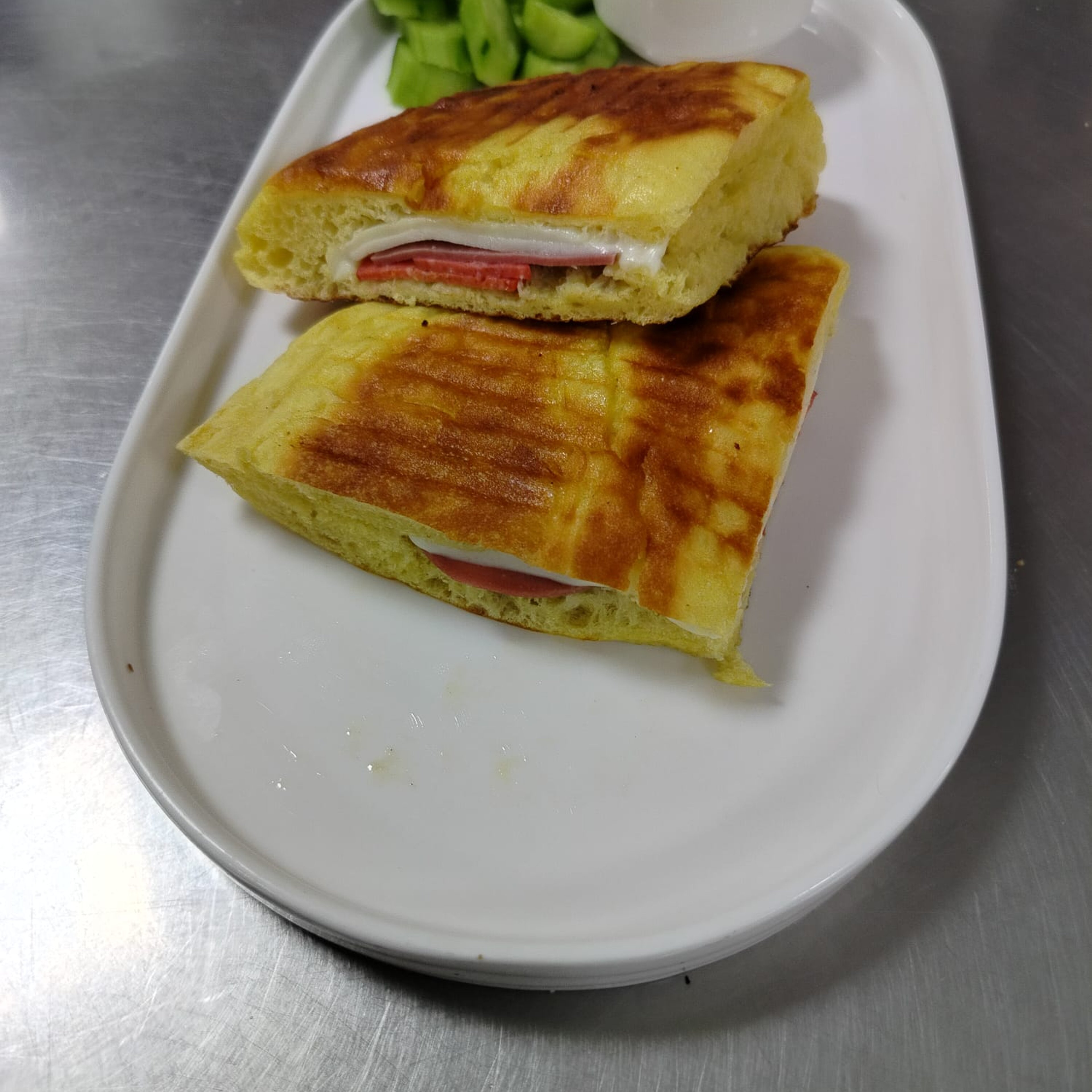 Happy Bazlama Karışık Tost