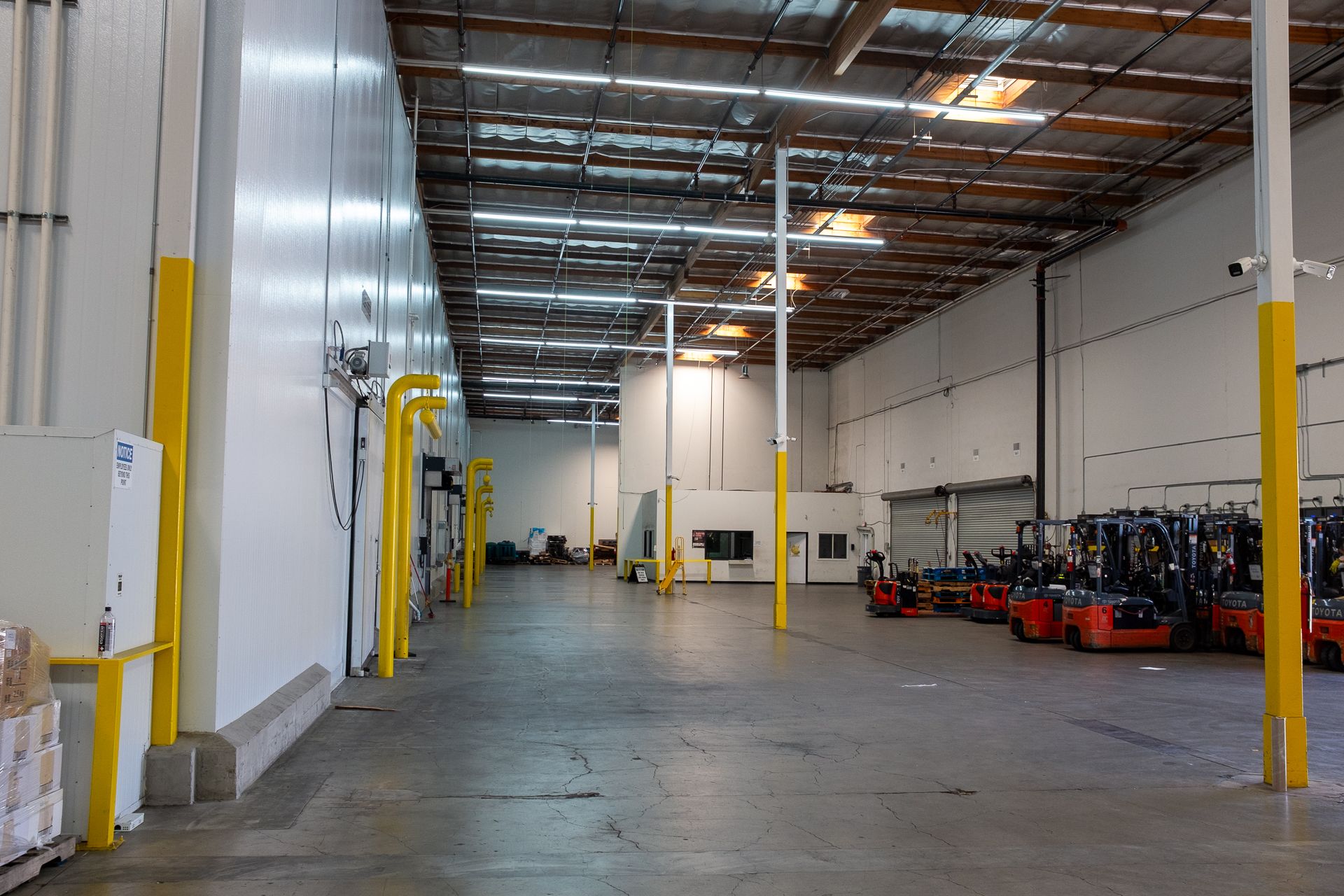 Robben Wholesale Distribution loading area