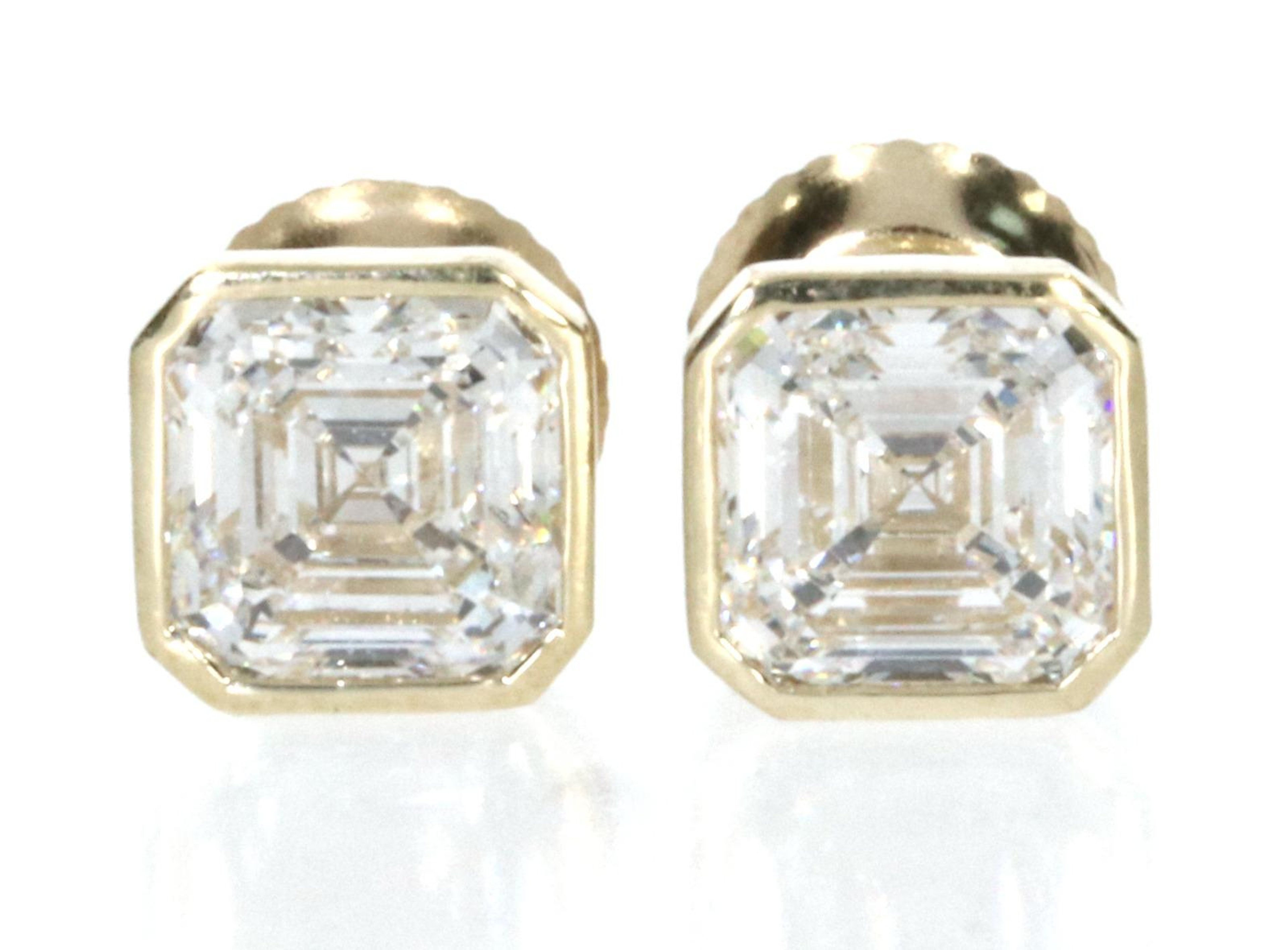 Asscher Bezel Earrings in 18k yellow gold