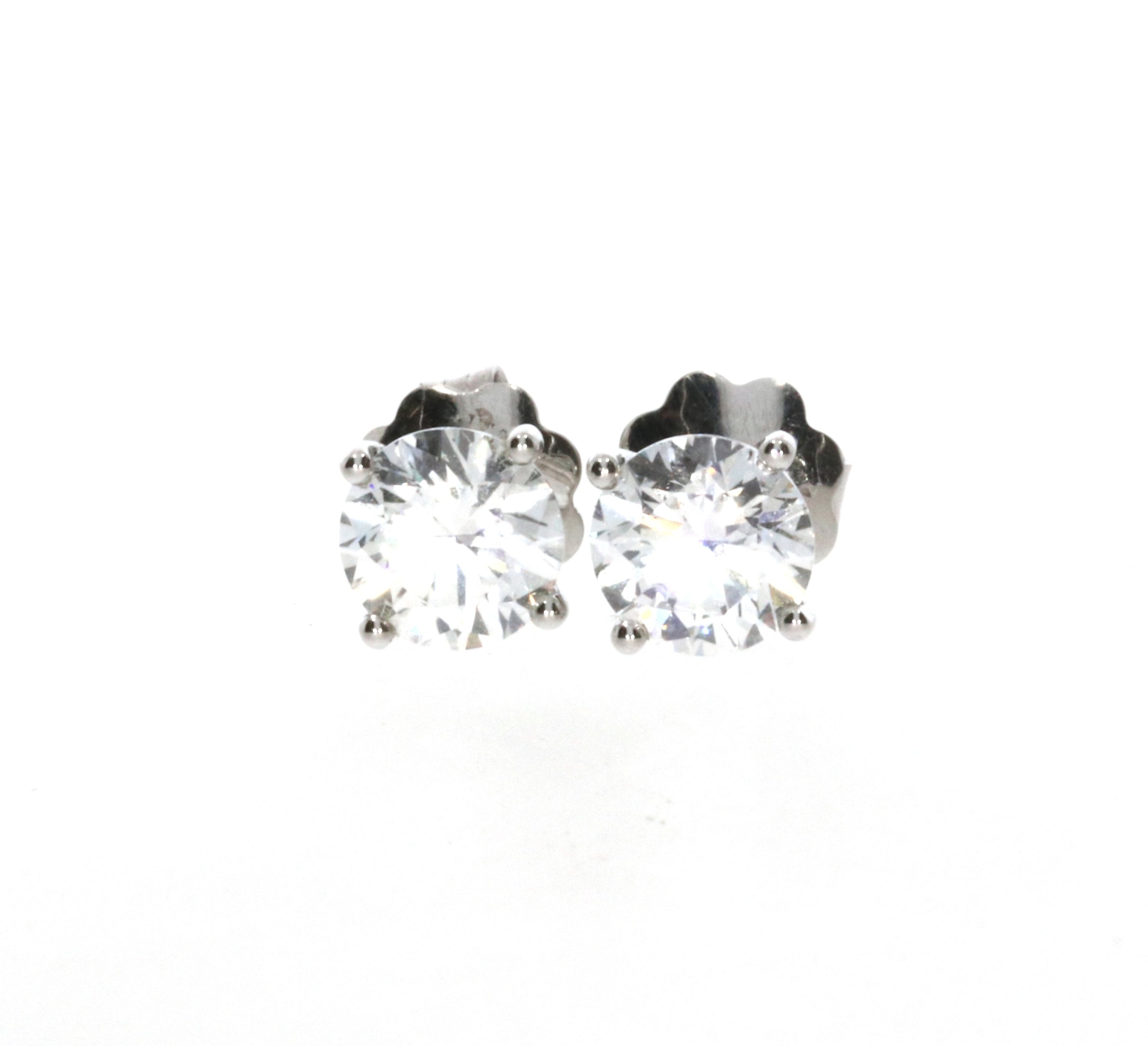 Classic Round Diamond Stud Earrings