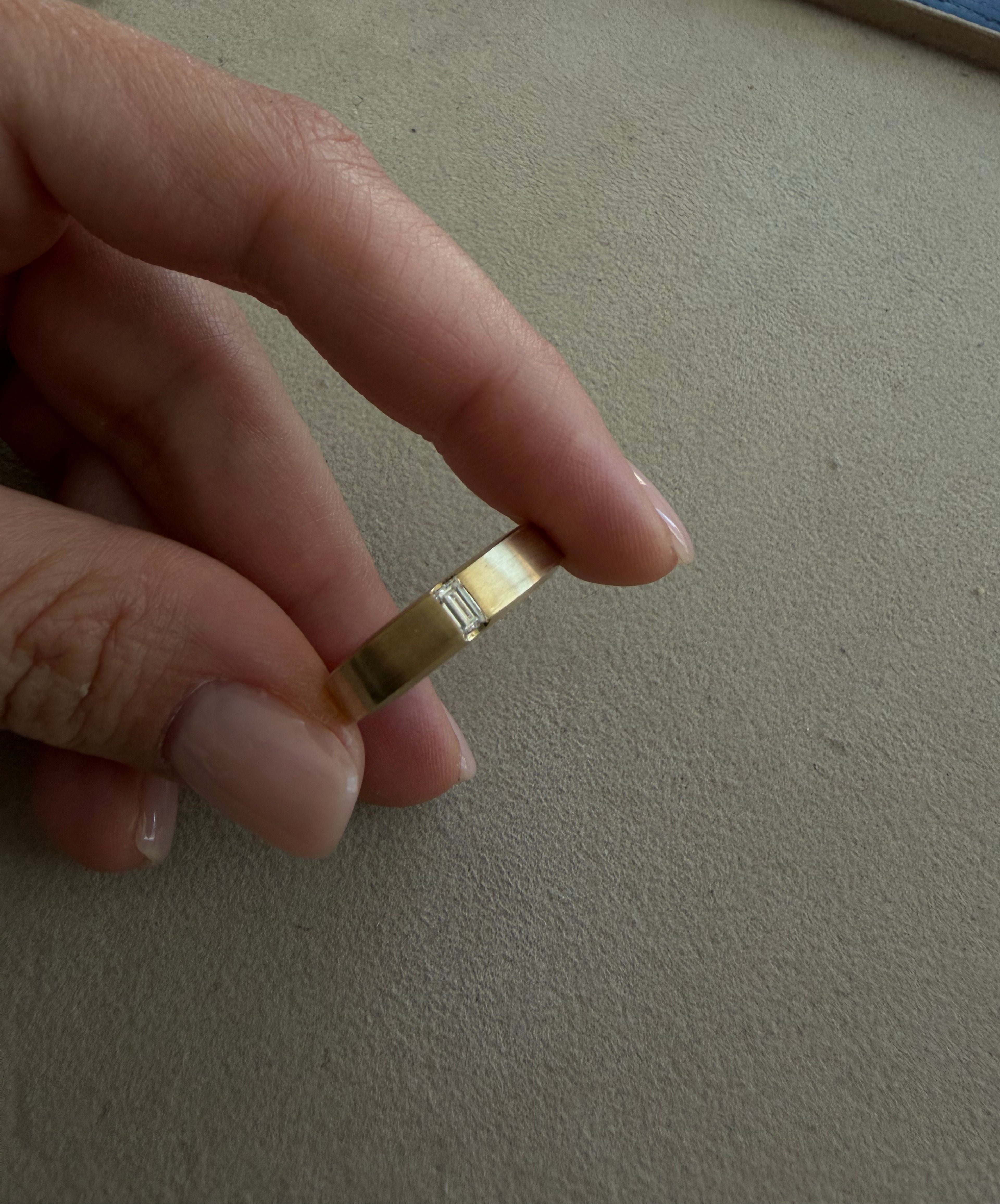 Geometric Baguette Ring