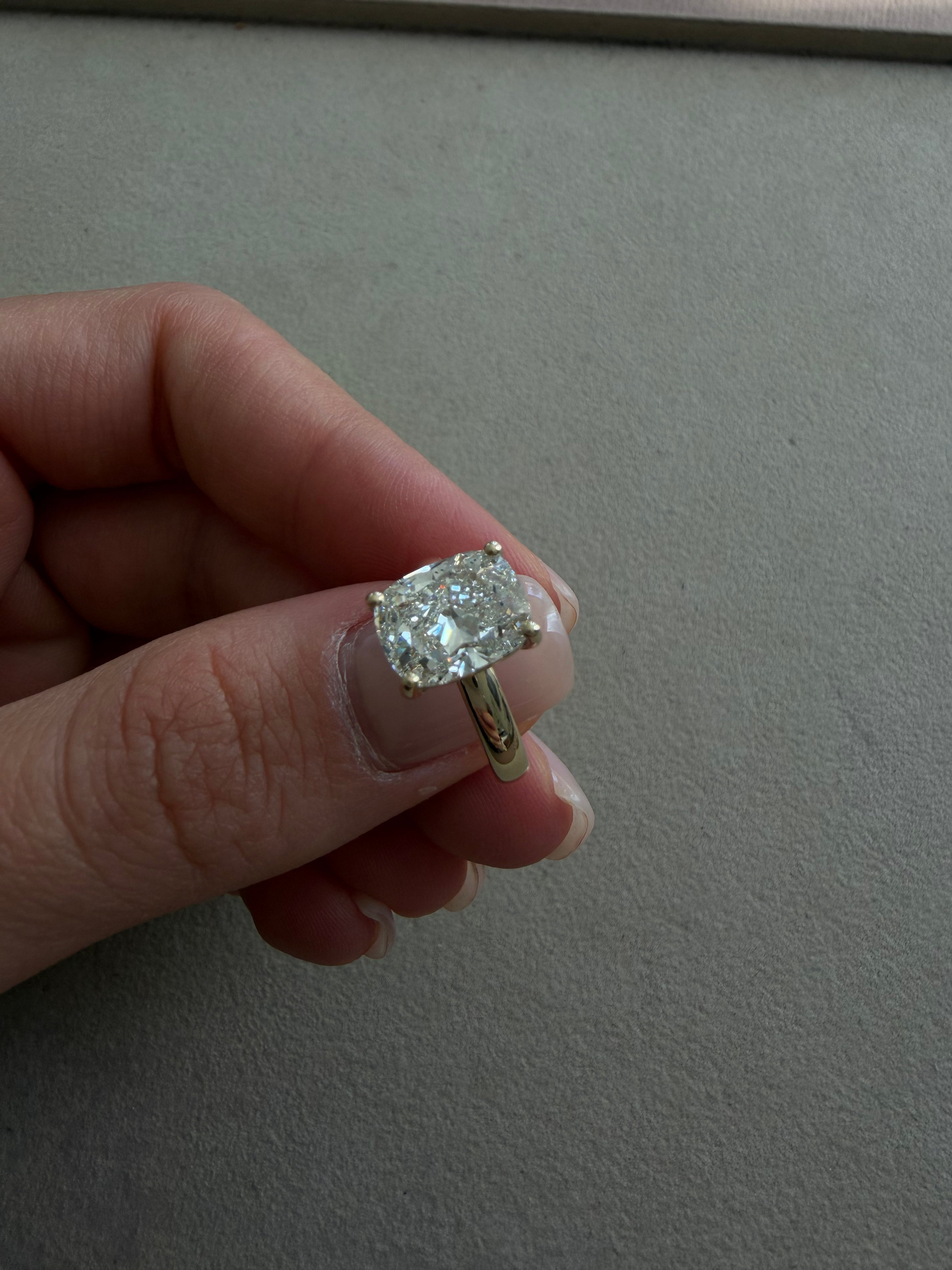 Balloon Cushion Ring