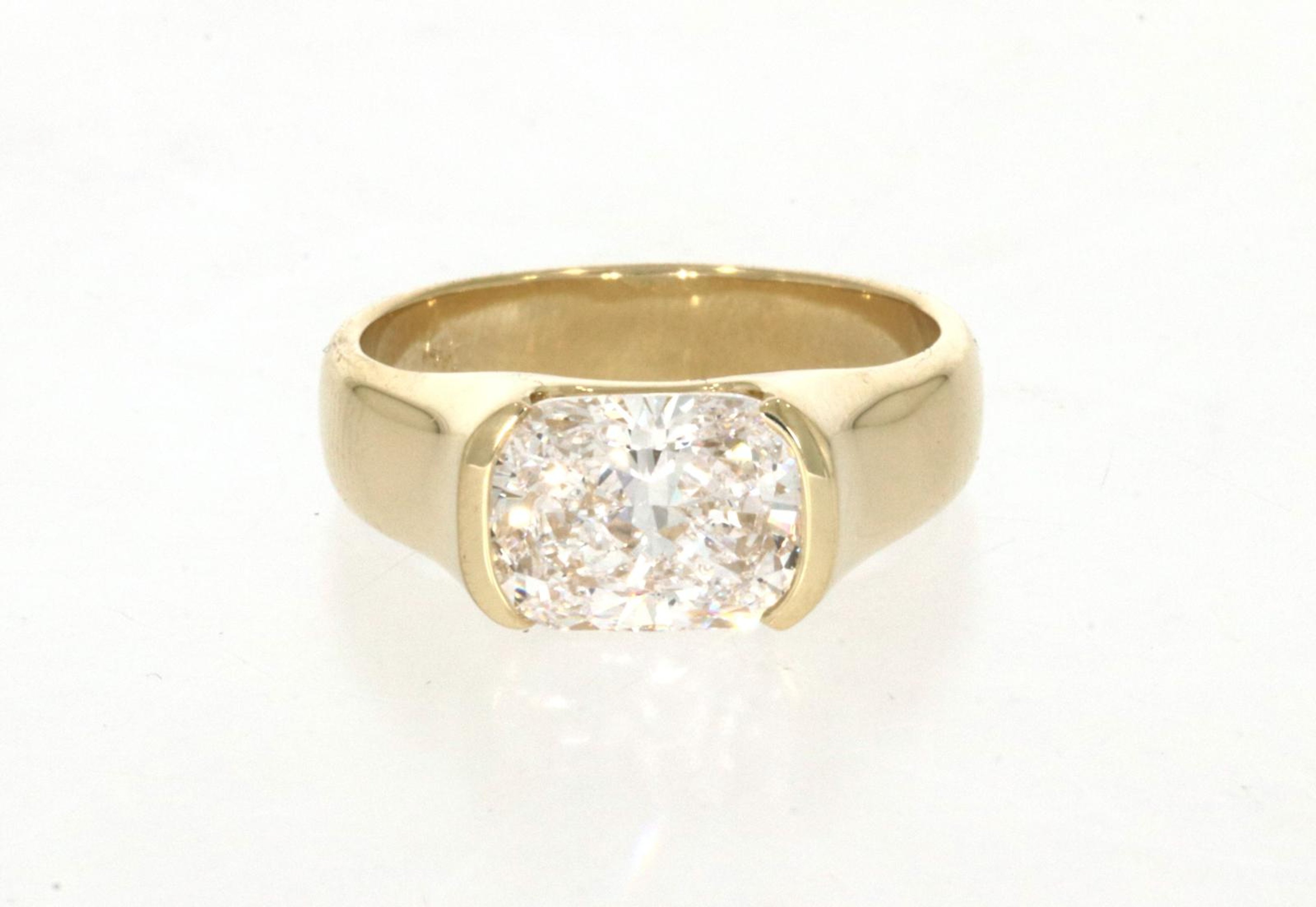 Wide Band Ring in 18k yellow gold