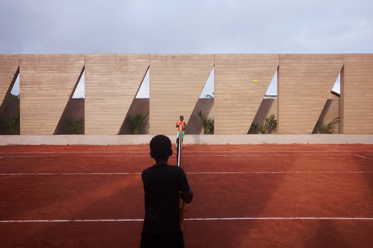 Backyard Community Club by DeRoche Projects