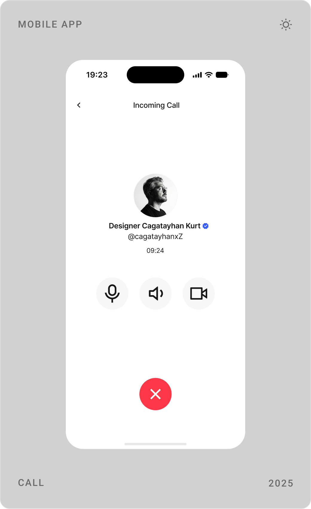 Message detail with photos and replies, an incoming call screen and the message list