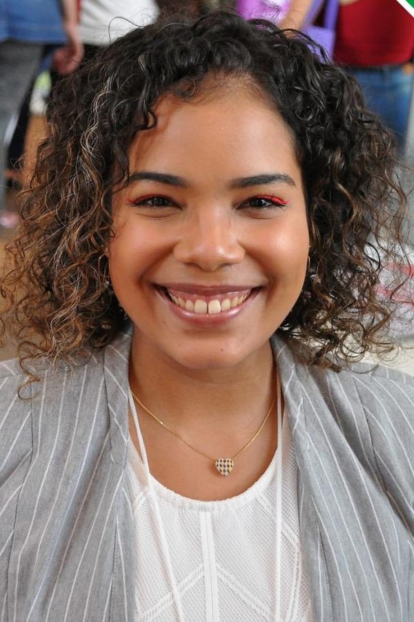 Larissa Nogueira Larissa Nogueira