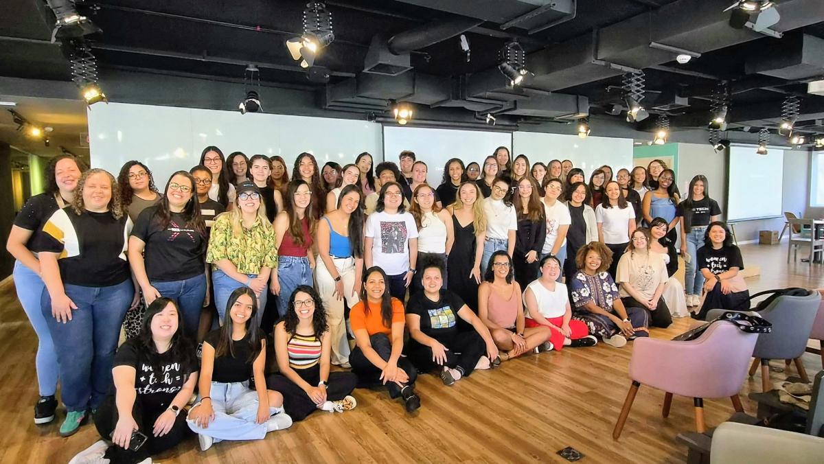 Uma rede de apoio para universitárias na tecnologia