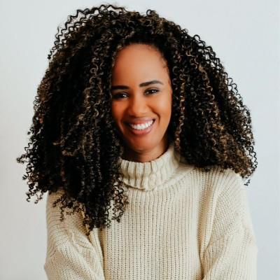 Daniele Souza Daniele Souza