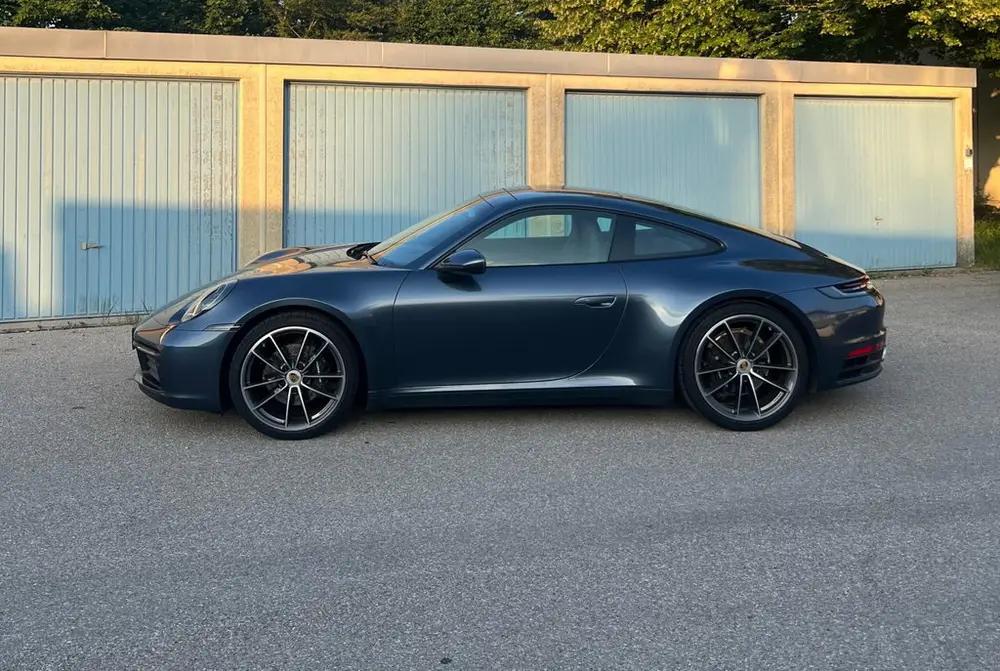 Porsche 992 Carrera, Baujahr 2019