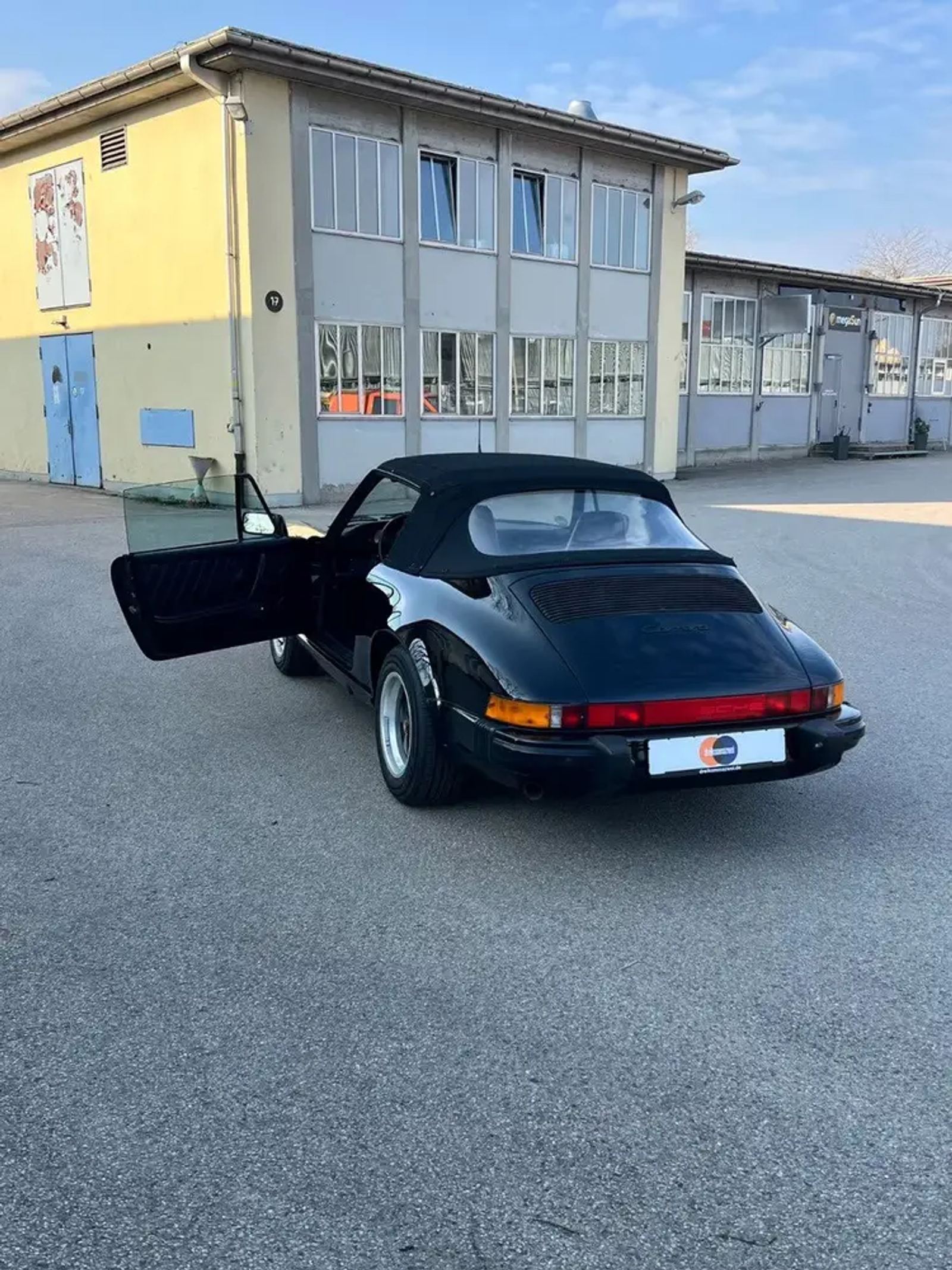 Porsche 911 Carrera 3.2 – Foto 11