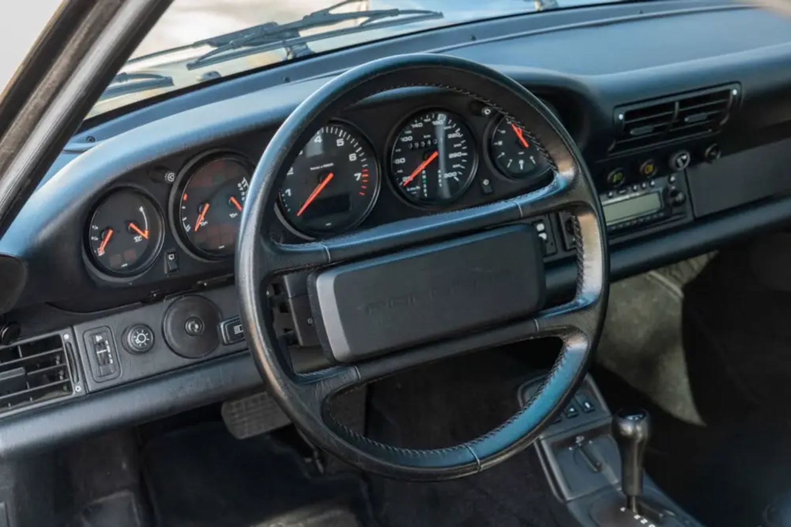 Porsche 964 Carrera 2 – Foto 10