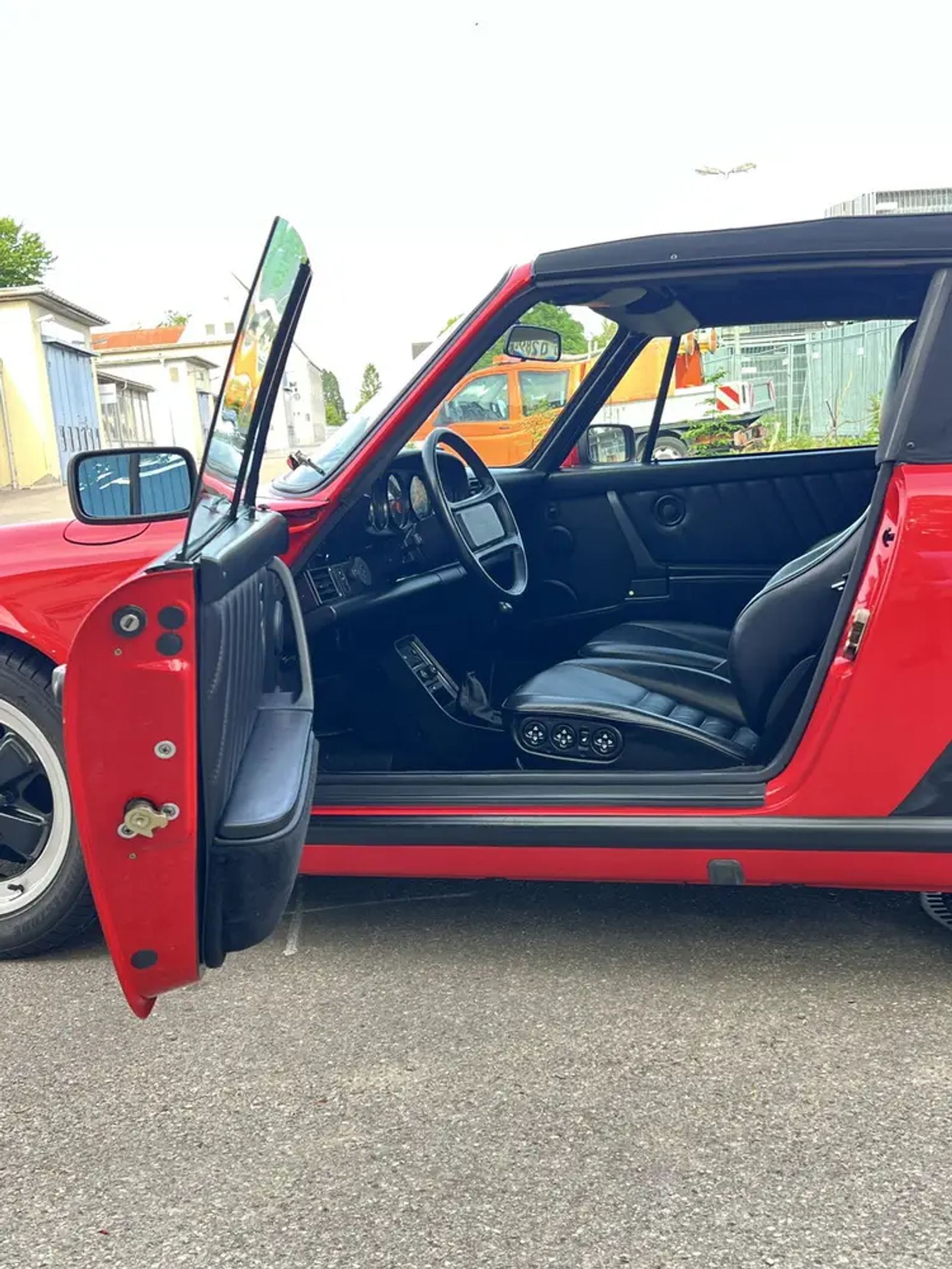 Porsche 911 Carrera 3.2 – Foto 6