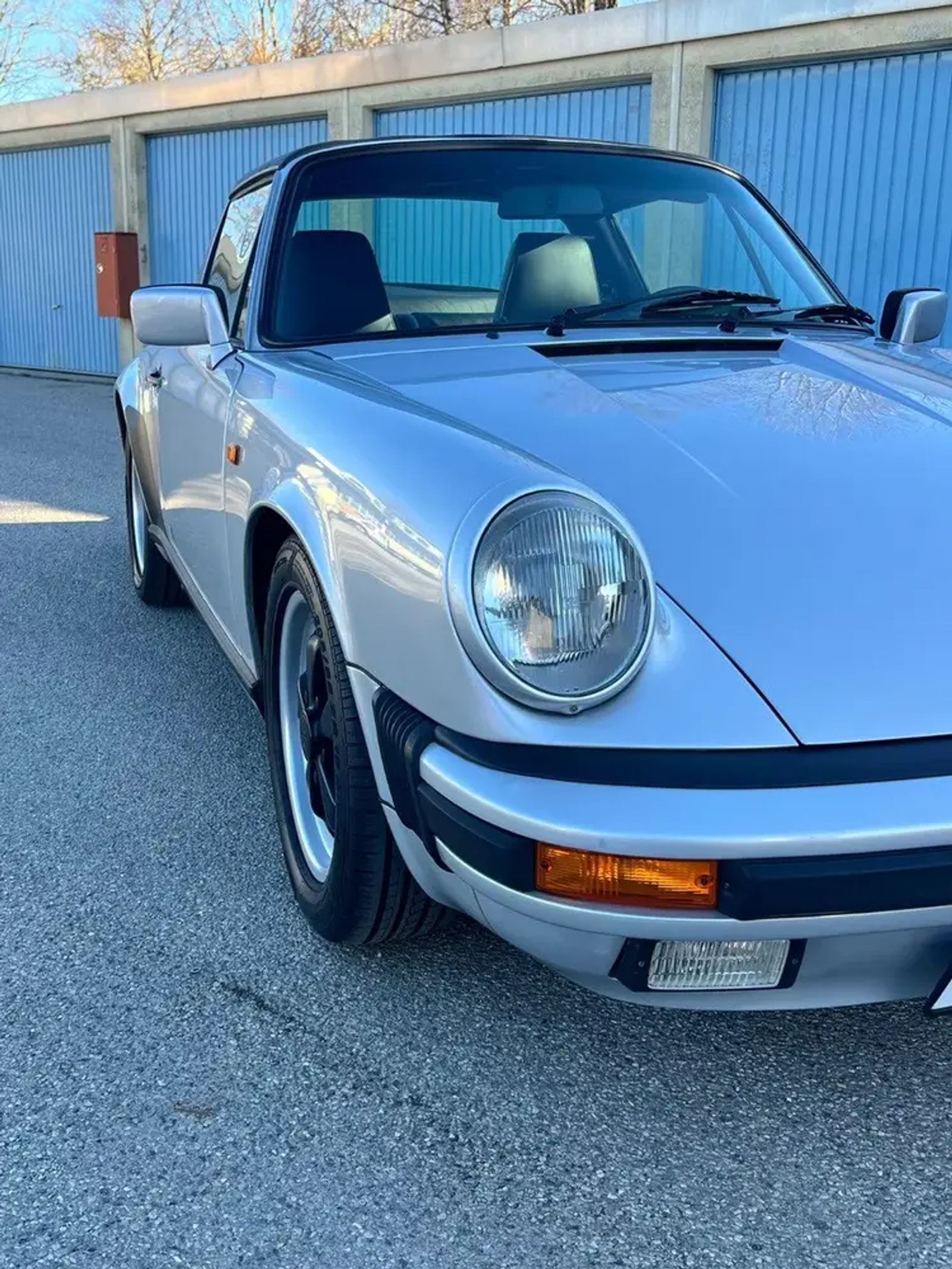 Porsche 911 Carrera 3.2 – Foto 11