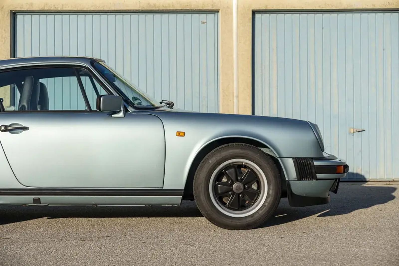 Porsche 911 Carrera 3.2 – Foto 11