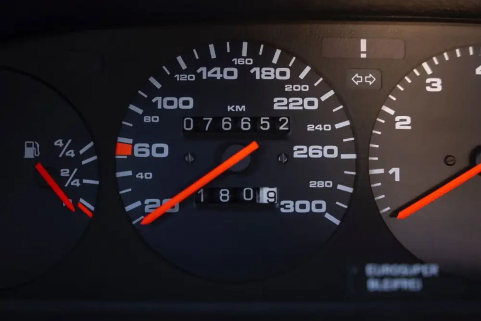Porsche 928 S4 – Foto 10