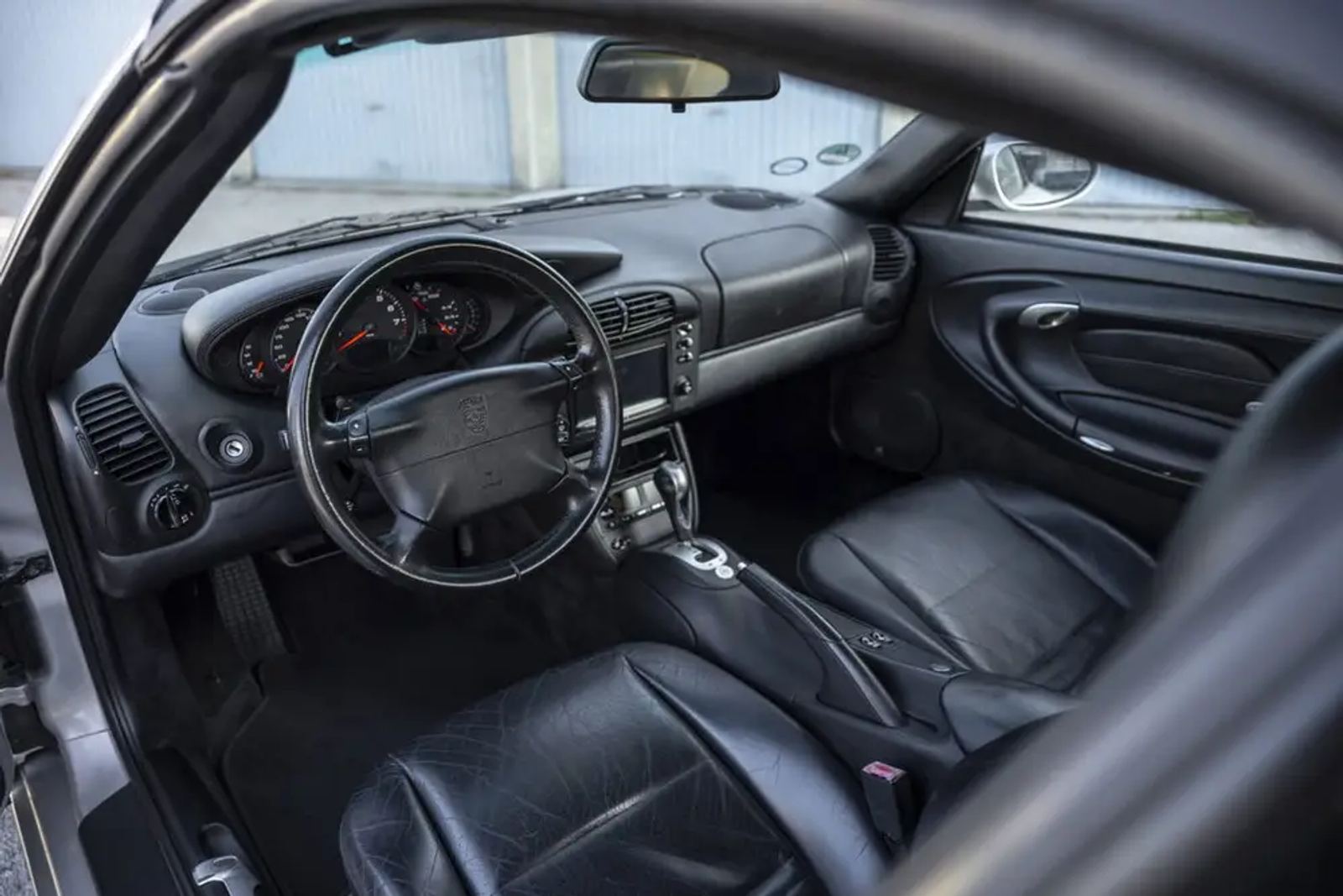 Porsche 996 Carrera – Foto 11
