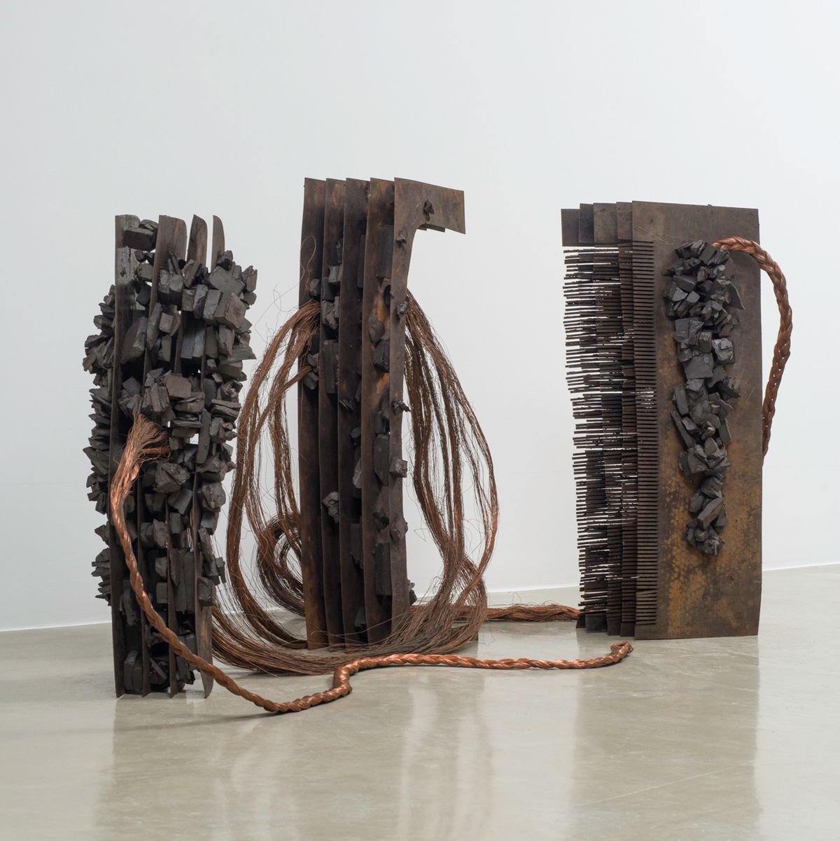 Tunga — Lezart, déc. 1990