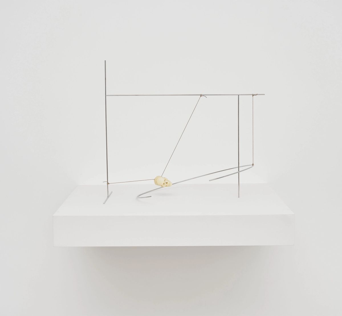 Waltercio Caldas — Objeto parado, 2017