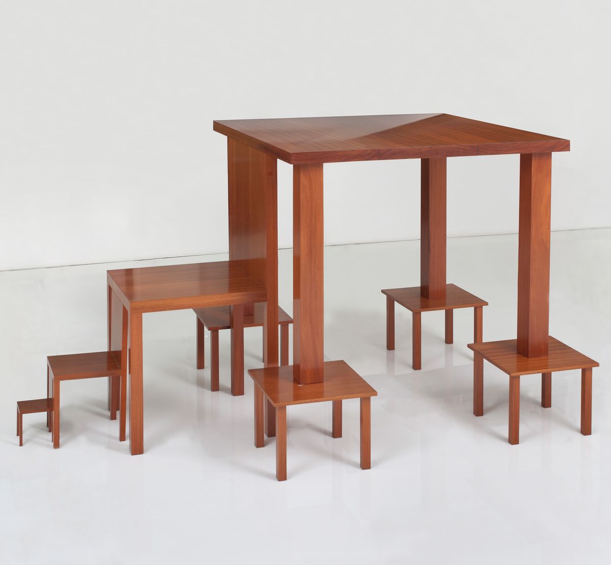Cildo Meireles — In-mensa, 1982
