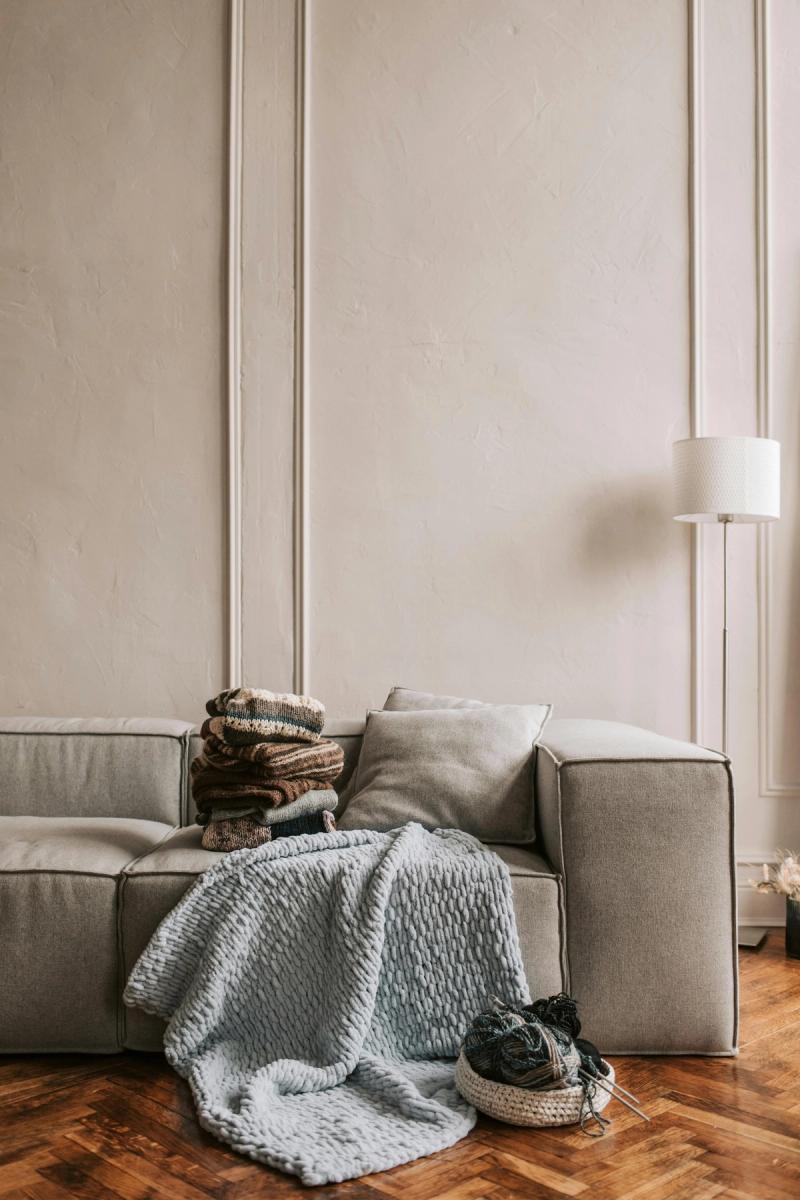 A Guide on Throw blanket sizes and Throw blanket dimensions by All Things Snug