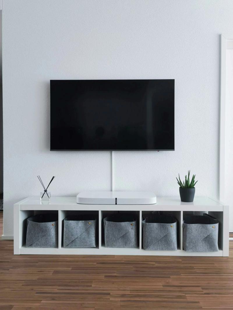 Can You Mount A TV In An Apartment _ Dario