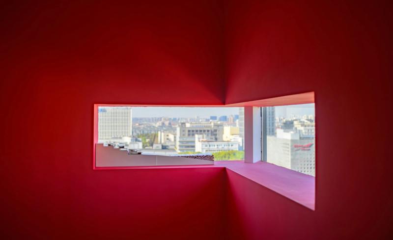 Curtains on Corner Windows​ _ Declan Sun