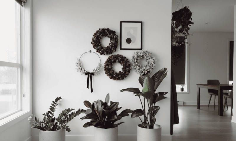 Gallery Wall Wreath Groupings (Artistic Arrangements)