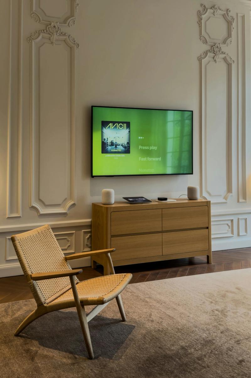 Mounting A TV In A RV _ Eddie Pipocas | The Interior Design Platform