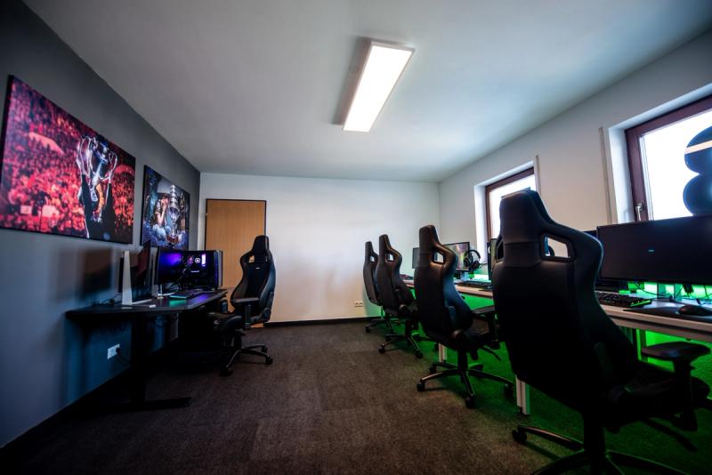 How to Know If You Need a Gaming Chair with Speakers | All Things Snug