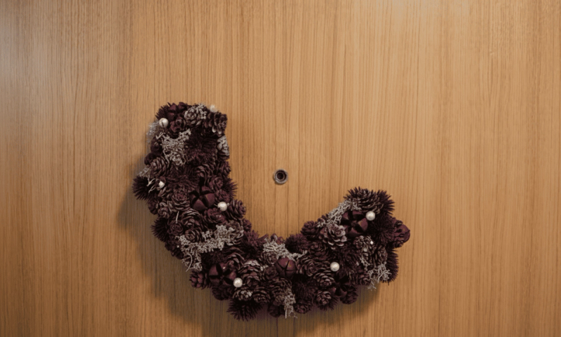Half Wreaths (Space-Saving Crescents)