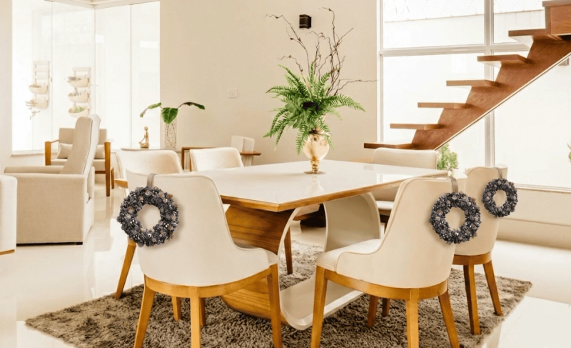 Chair Back Wreaths (Dining Room Transformation)
