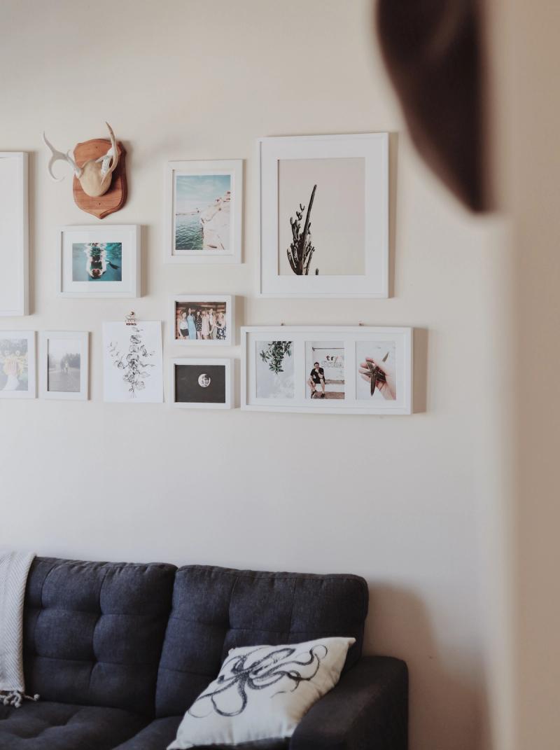 simple small living room ideas with TV