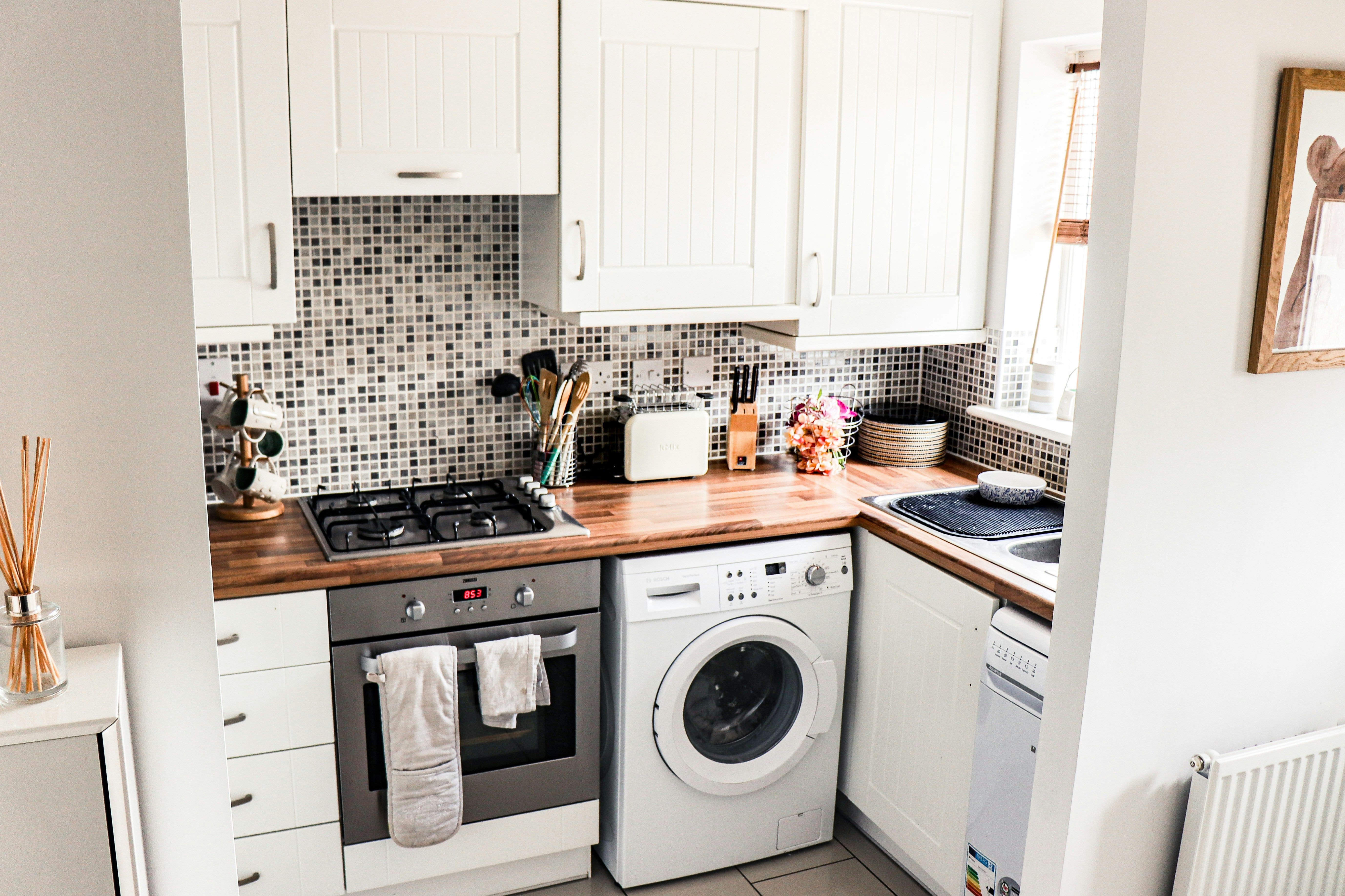 26 Fantastic Small Kitchen Ideas You'd Wish You Found Sooner