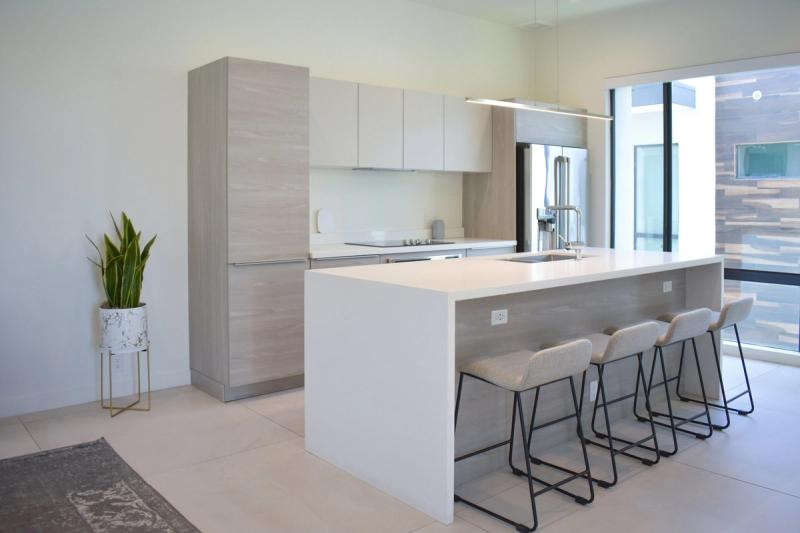 How To Repaint Kitchen Cabinets: How to Get a Smooth Kitchen Cabinet Finish __ Interior Design App