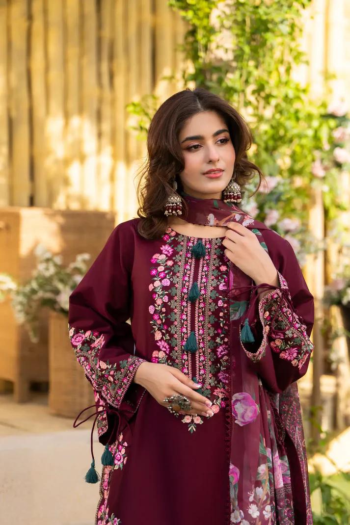 Short Shirt with Dori Tassels & Chiffon Dupatta - Image 9