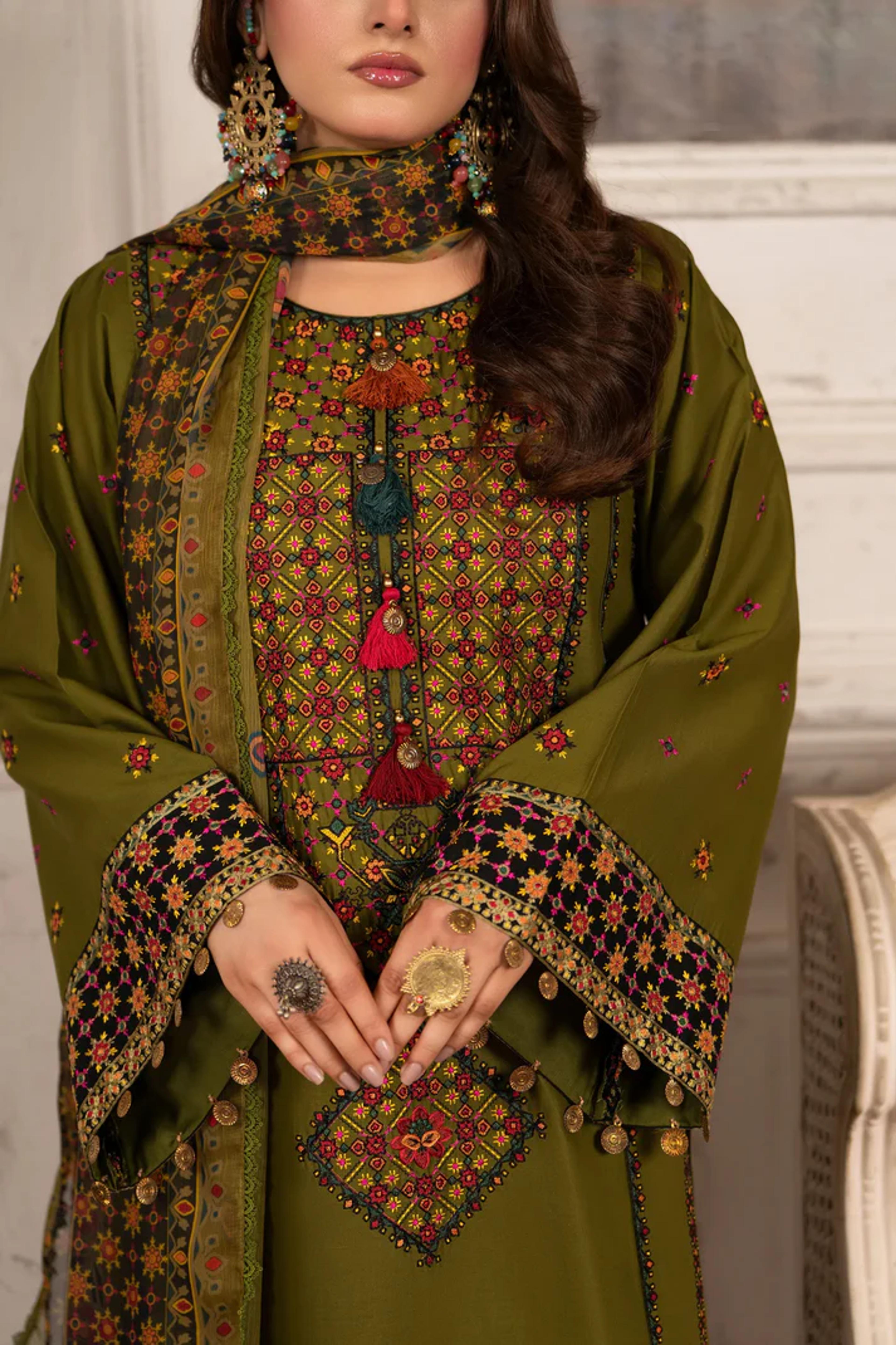 Sindhi Embroidered Shirt & Loose Trouser with Chiffon Dupatta - Thumbnail 5