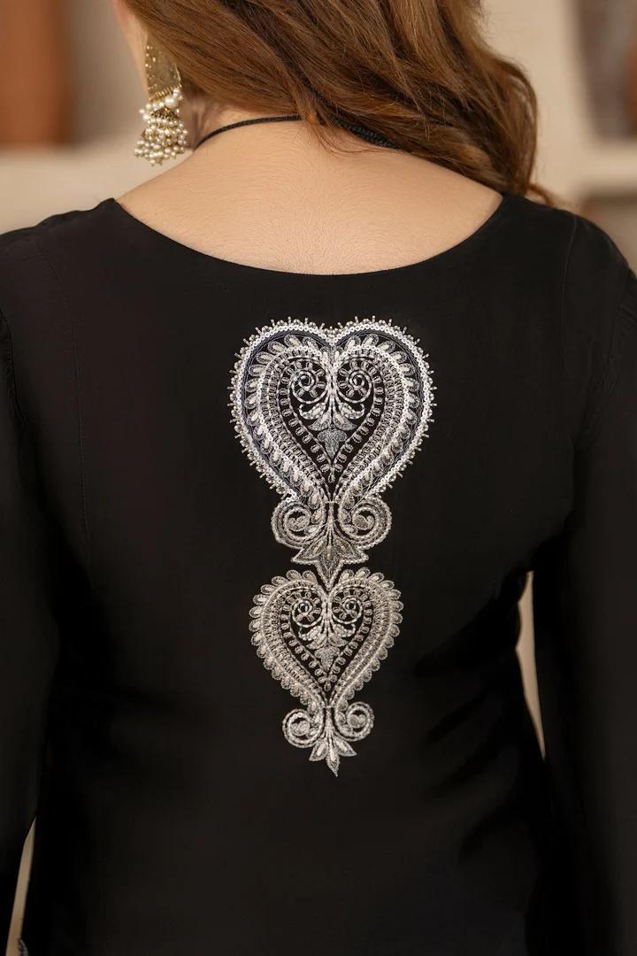 Regal Paisley Tilla Suit - Image 5