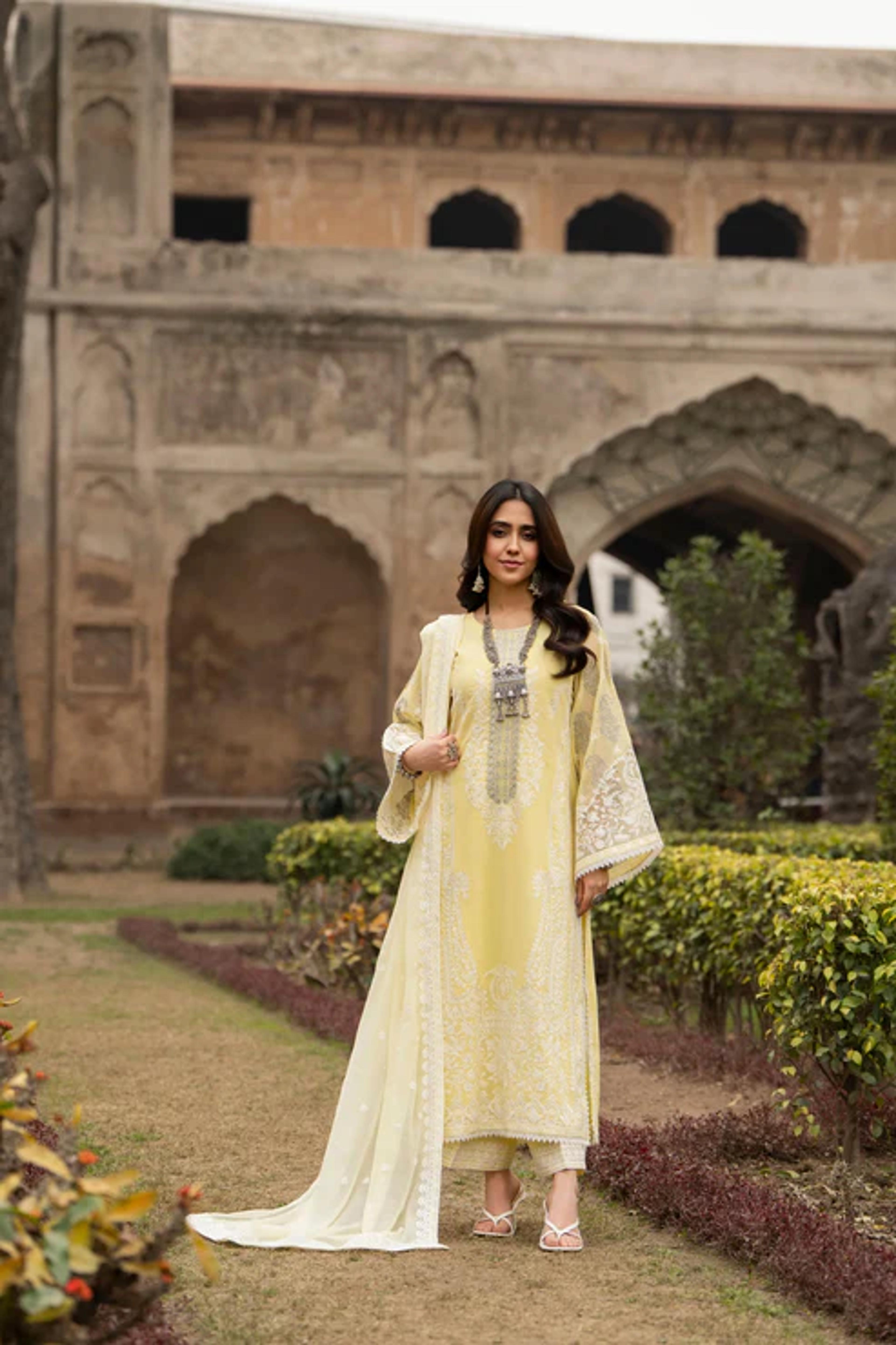 Embroidered Long Shirt with Capri - Thumbnail 10