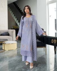 Embroidered Suit with Paisley Motifs - Thumbnail 1