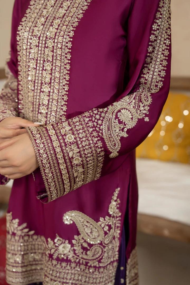 Zafar Tilla 3-Piece Suit - Image 15
