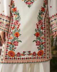 Short shirt with intricate multi-thread embroidery - Thumbnail 5