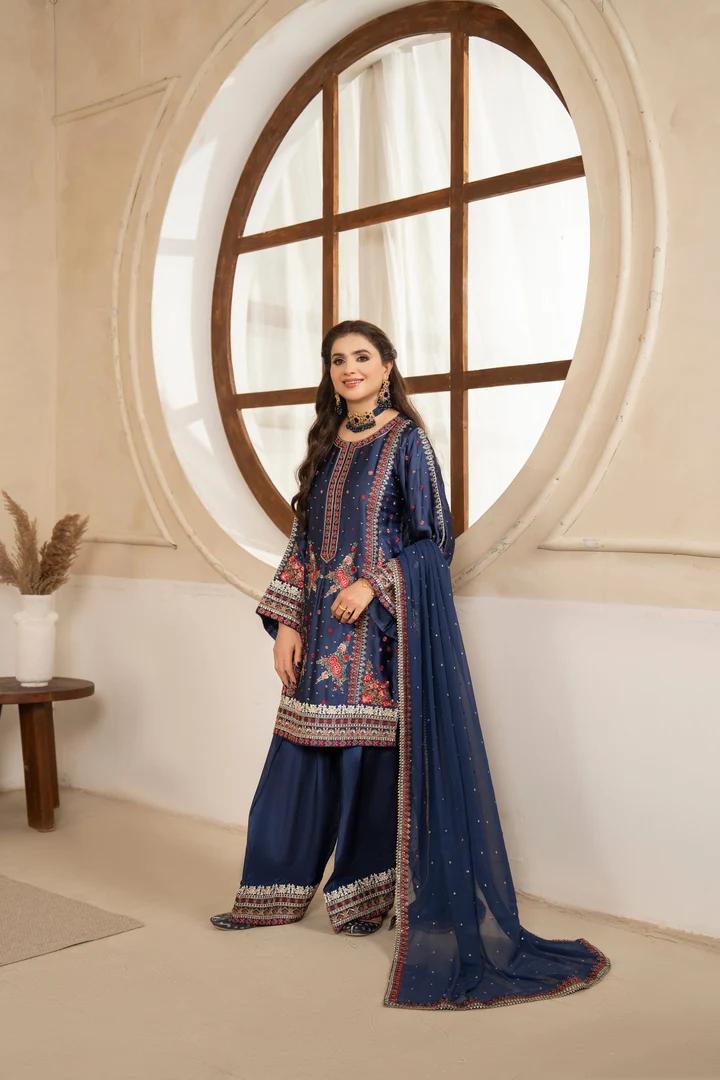 Embroidered Tilla Sequin Suit - Image 2