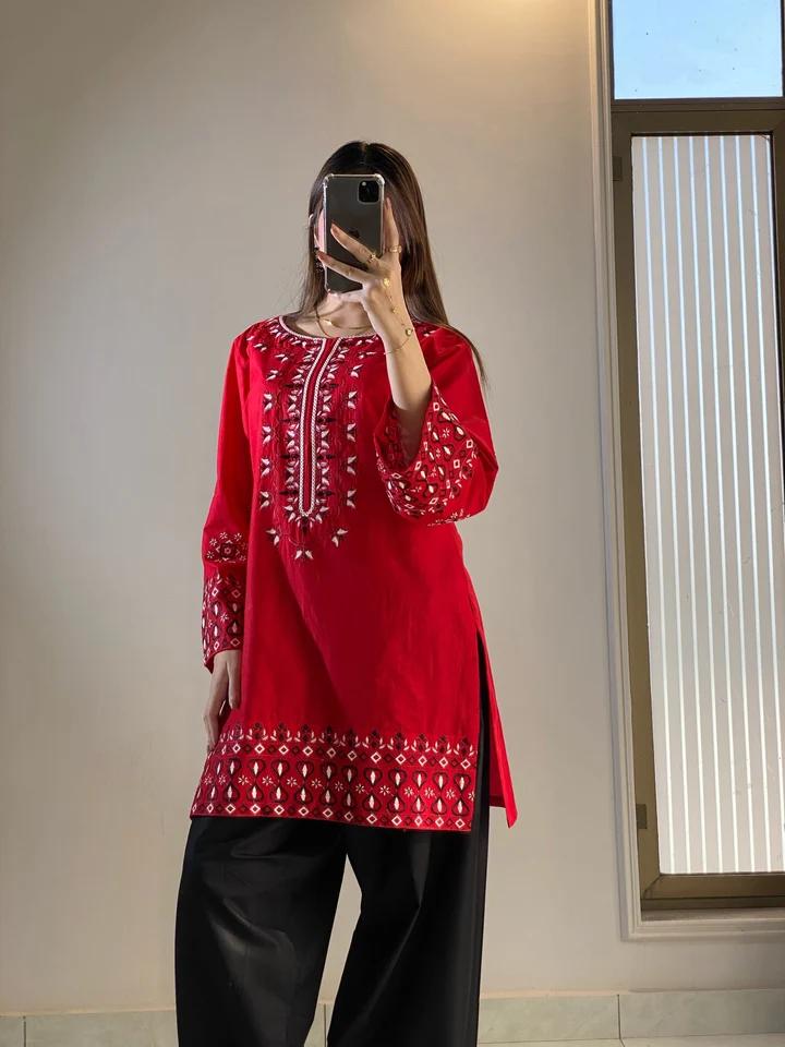 Farshi Bloom Suit - Image 3
