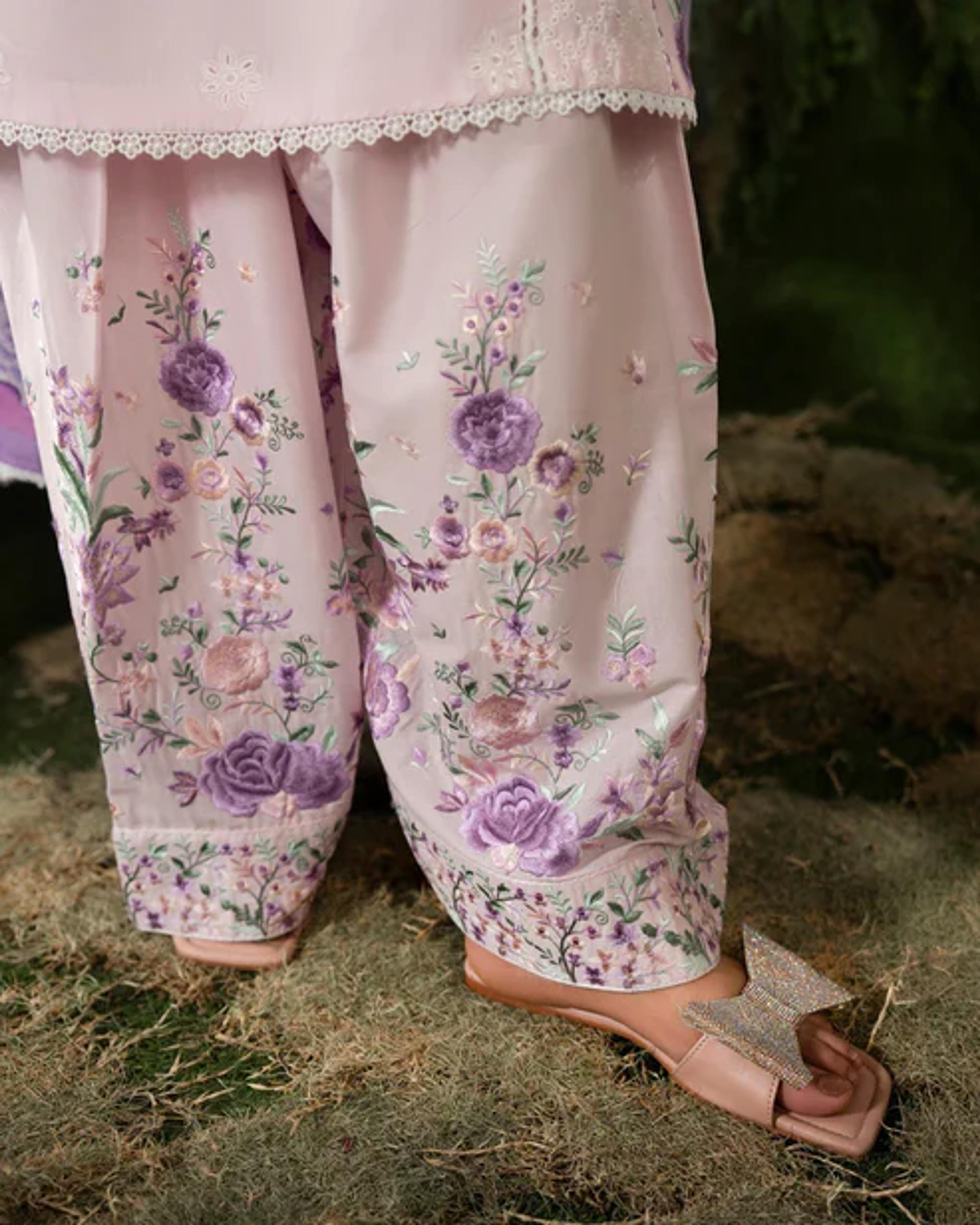 Chikankari Short Shirt&Farshi Shalwar - Thumbnail 13