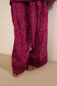 Tilla Embroidered Silk Suit - Thumbnail 8