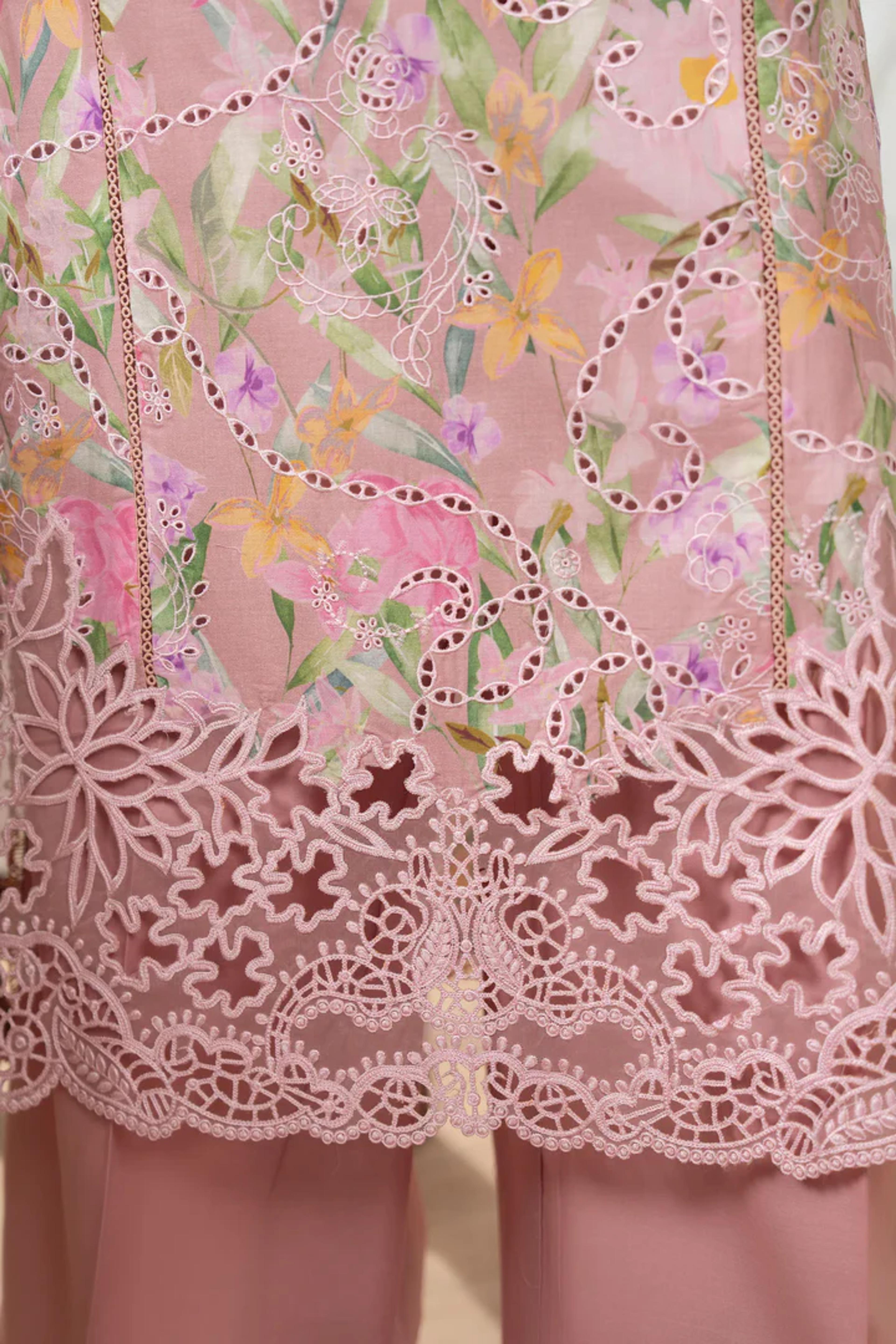Lawn Suit with Embroidery &Lace - Thumbnail 5