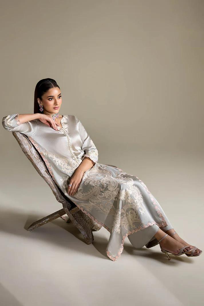 Thread Work Silk & Raw Silk Paneled - Image 7