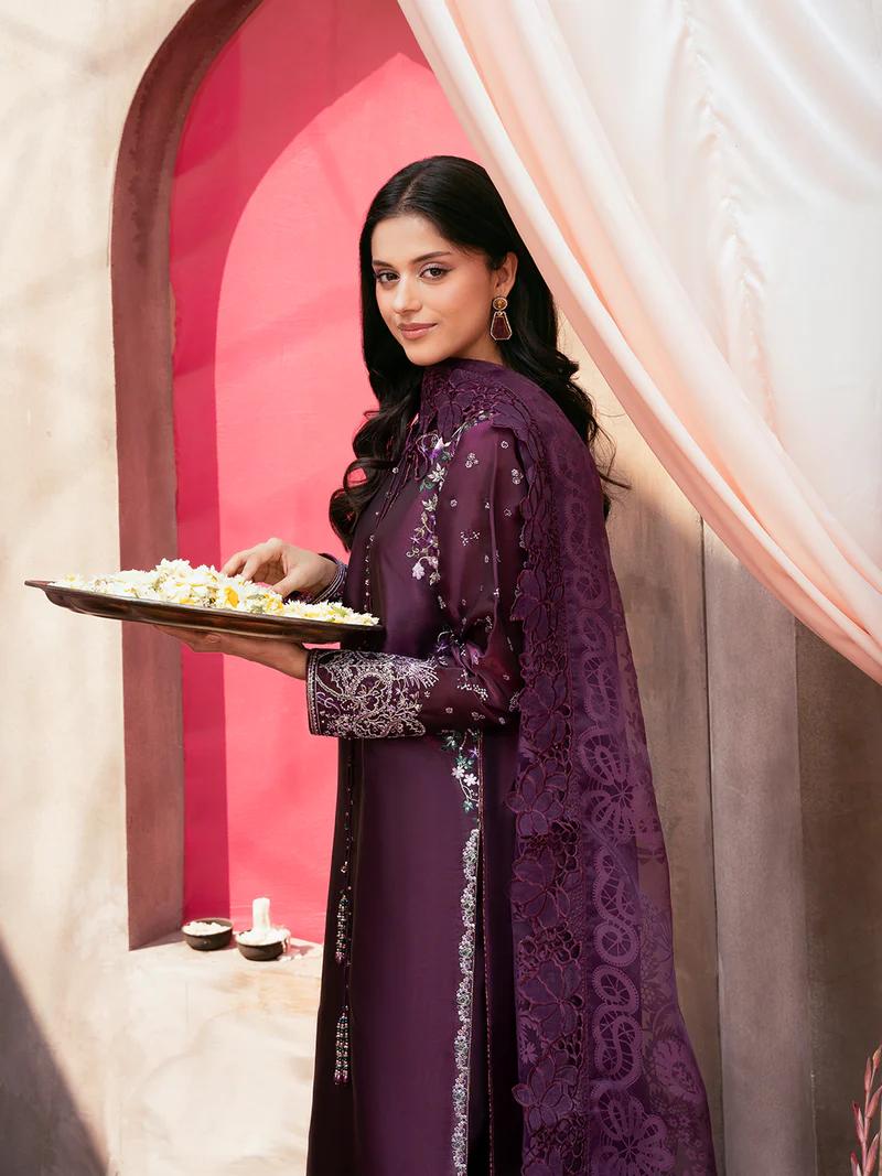 Embroidered Silk & Organza Ensemble - Image 7