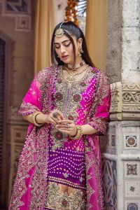 Handcrafted Pure Silk Chunnari Wedding Suit - Thumbnail 4