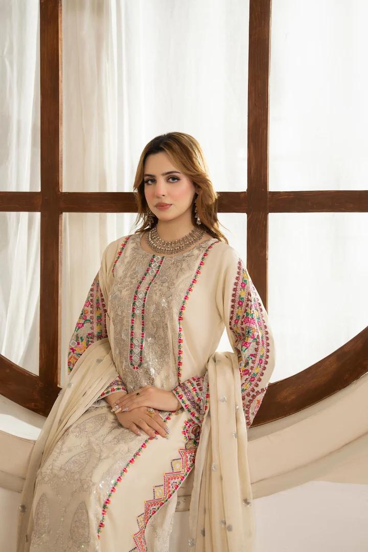 Amara Tilla 3-Piece Suit - Image 3